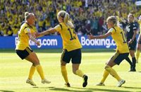 Suecia y Países Bajos sellan su pase a cuartos con goleada