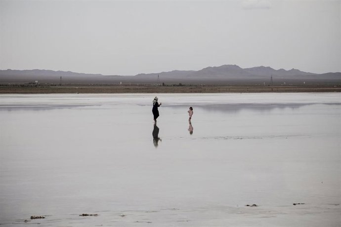 Imagen de archivo del lago Namak, en Irán