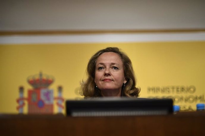 Archivo - La vicepresidenta primera y ministra de Asuntos Económicos, Nadia Calviño