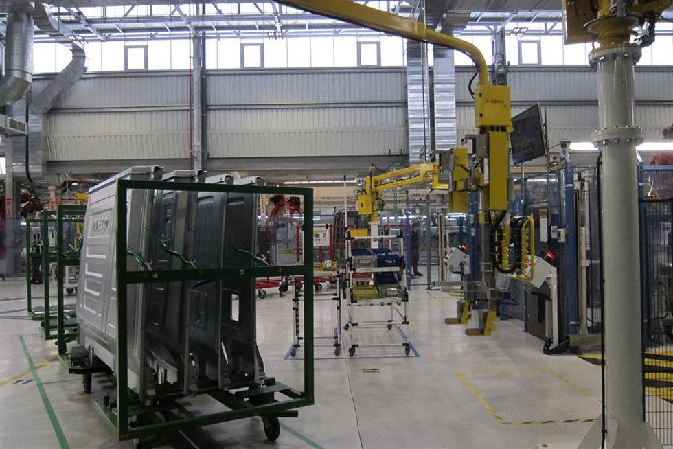 Sube un 18,8% la facturación de la industria en abril, 4,3 puntos menos que la media y séptima menor subida del país