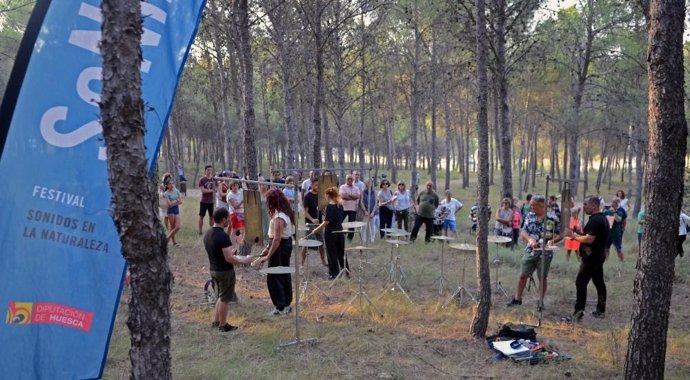 Neopercusión convierte Ballobar en "el bosque animado" del SoNna Huesca.