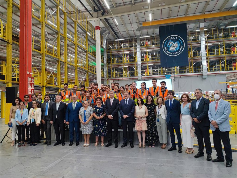 Amazon inaugura su nuevo centro logístico en Onda