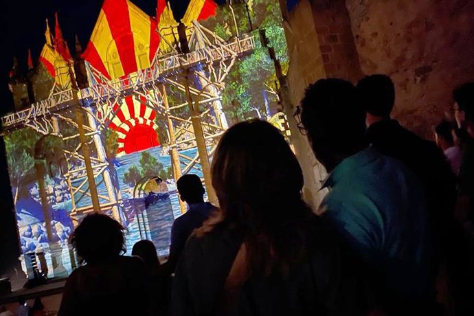 Más de 20.000 personas asisten a alguna de las actividades programadas en el Antequera Light Fest