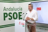 Lorenzo (PSOE) destaca el trabajo en favor de Almería realizado por Manuel de la Fuente como subdelegado