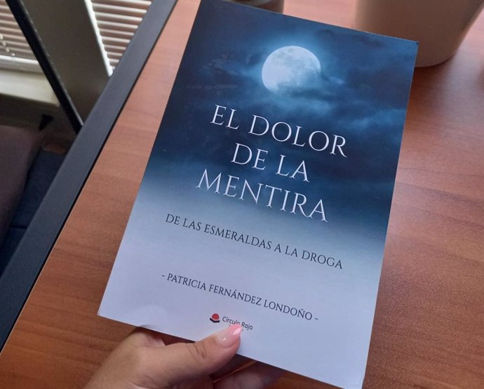 Portada de 'El dolor de la mentira'