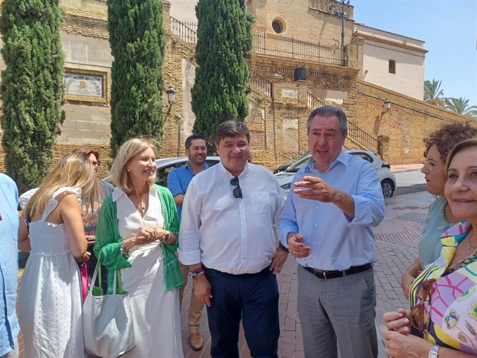 El secretario general del PSOE-A, Juan Espadas, en Huelva.