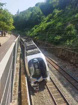 Un tren de Euskotren descarrila en San Sebastián