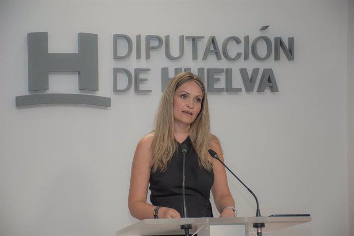 La diputada provincial María Ponce.