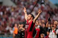 Zlatan Ibrahimovic continuará un año más en el Milan