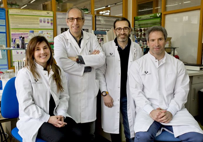 Miembros del equipo de investigación de Signaling Lab