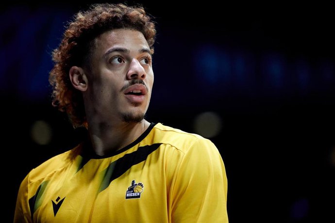 Archivo - El base estadounidense Jonah Radebaugh, durante la Basketball Champions League 2021-2022. 