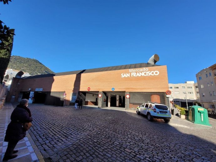 Archivo - Exterior del Mercado de San Francisco