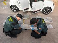 Interceptan en Sagunt más de 16 kg de marihuana en un vehículo de un camión portacoches