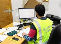 Investigan a un joven en Girona por estafar a una persona 5.200 euros a través del phishing