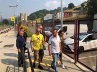 IU ve un "contrasentido" que deje de llegar el tren a Laviana "el mismo día" de la gratuidad del transporte de cercanías