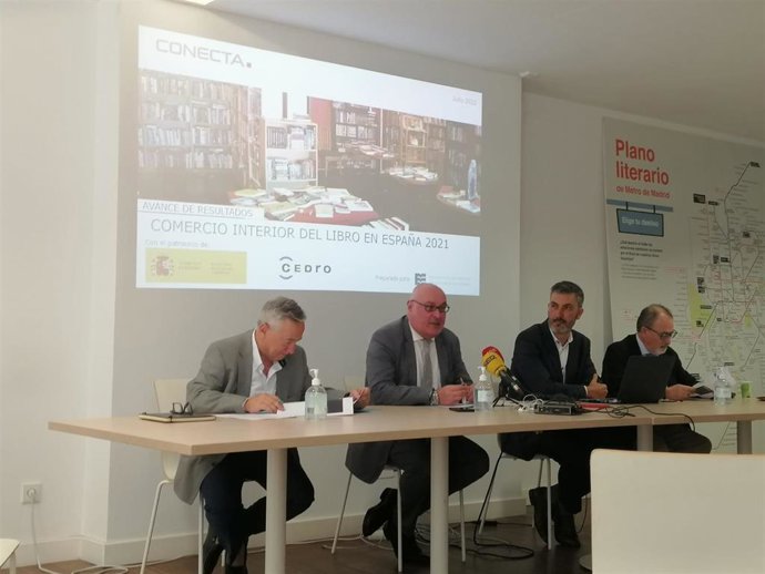 Todos los subsegmentos de la edición crecen, excepto el de libro de texto no universitario. Las ventas del libro infantil y juvenil crecieron un 17,8% y la ficción adultos un 8,2%.