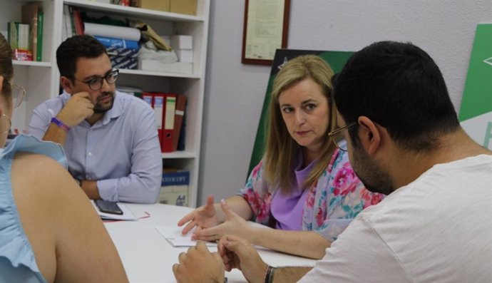 Reunión de Lara con responsables de Juventudes Socialistas.