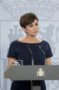 El Gobierno admite que hay que replantearse la respuesta ante los incendios y habla de verano "trágico"