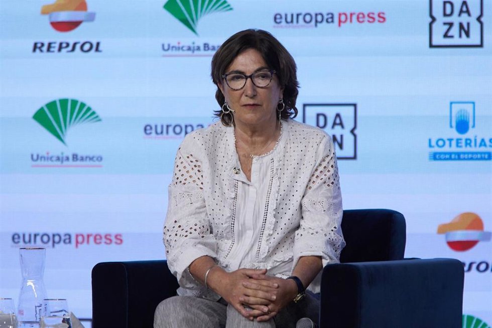 La presidenta de World Triathlon y miembro del COI, Marisol Casado, participa en el Desayuno Deportivo de Europa Press Las mujeres que mandan en el deporte