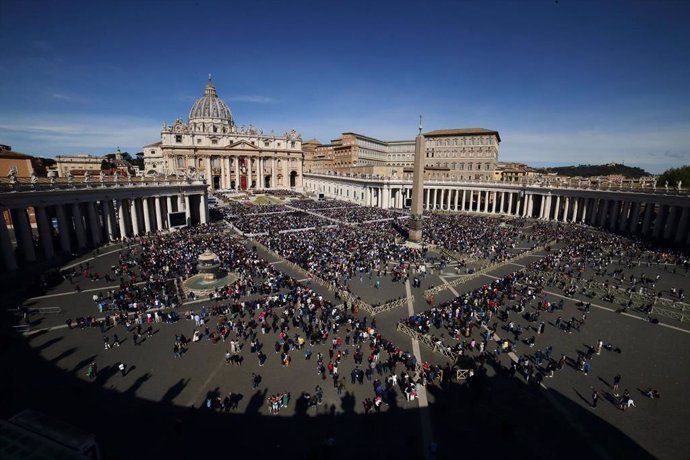 Archivo - La Plaza de  San Pedro en el Vaticano