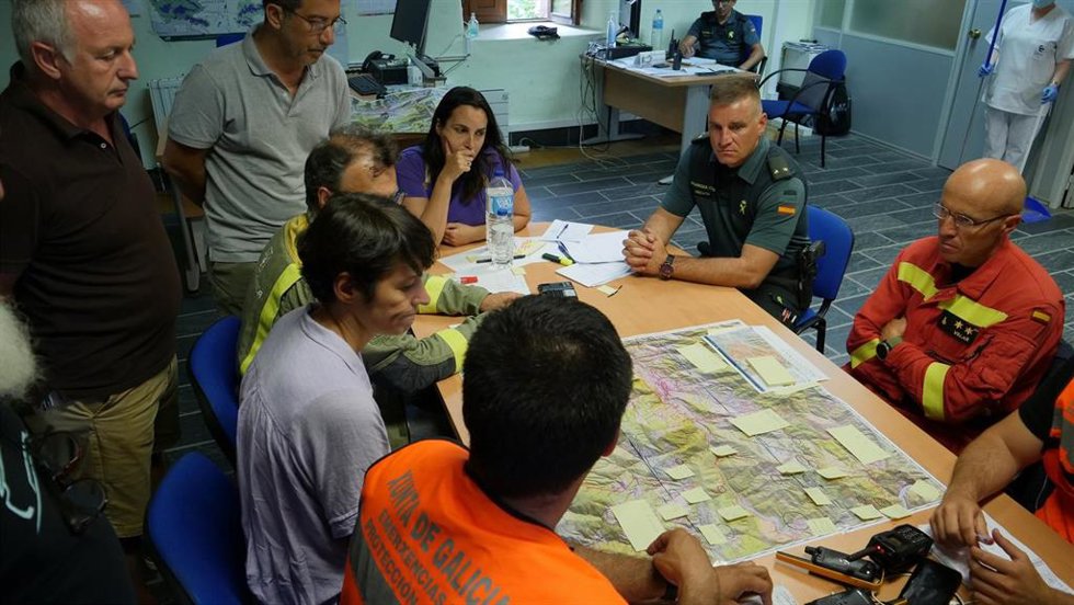 La portavoz nacional del BNG, Ana Pontón, se desplaza a O Barco de Valdeorras para conocer in situ la situación de los incendios forestales