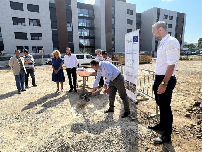 Acto de colocación de la primera piedra de la Tecnoteca de Torrelavega