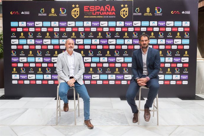 Francisco Castellano  junto a Jorge Garbajosa