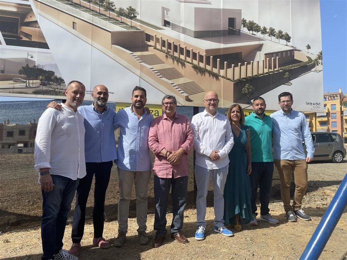 Torre Del Mar Pone La Primera Piedra De Su Nuevo Teatro Con El Apoyo De Más De Una Treintena De Colectivos, Asociaciones Y Personalidades