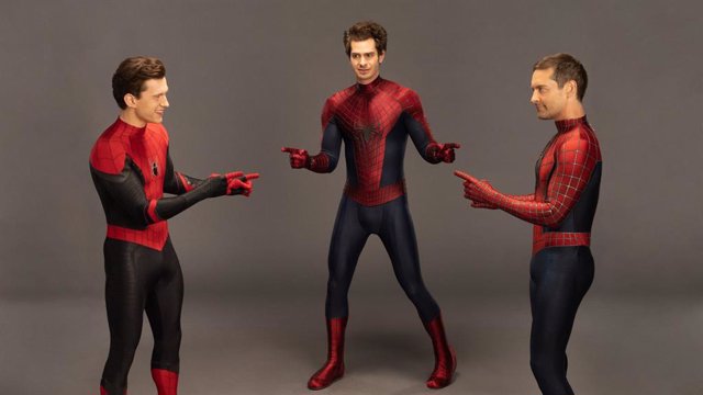Archivo - Spider-Man: No Way Home recrea el icónico meme con Holland, Maguire y Garfield para anunciar su estreno digital