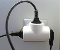 La AIE prevé un frenazo en el crecimiento de la demanda eléctrica por el parón económico y los altos precios