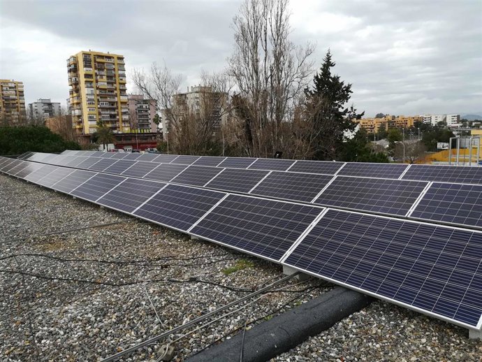 Archivo - Instalacion fotovoltaica en centro de la provincia de Cadiz