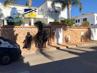 Detenido en Marbella el líder de una red de blanqueo con la compraventa de coches de lujo