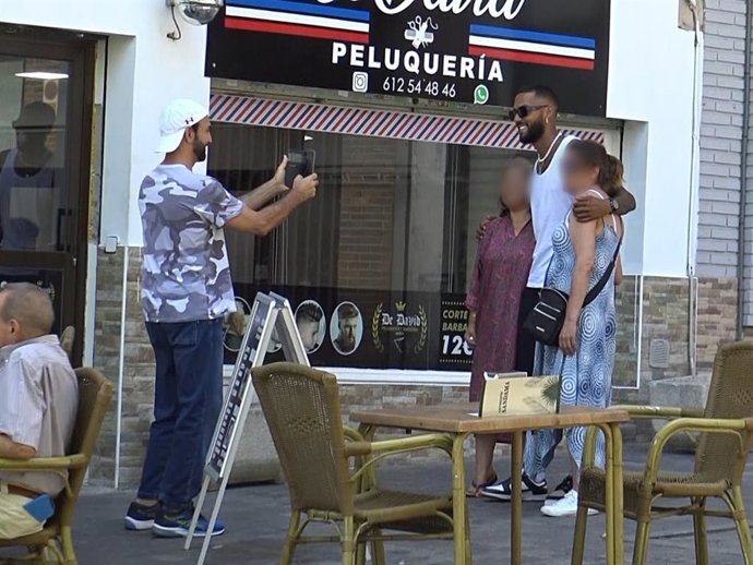 MANUEL PEREIRA Y SU HIJO, YULEN