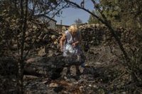 Vuelven a casa los vecinos que permanecían desalojados por el fuego de Losacio (Zamora)