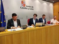 La Junta estabilizará a los casi 900 fijos discontinuos del operativo contra incendios y ampliará tiempos de cuadrillas
