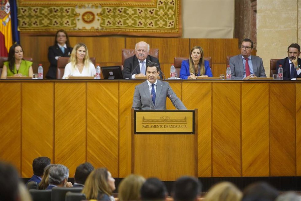 Primera jornada del debate de investidura del presidente de la Junta de Andalucía de la XII legislatura con la intervención del candidato del PP-A, Juanma Moreno a 20 de julio del 2022 en Sevilla (Andalucía, España)