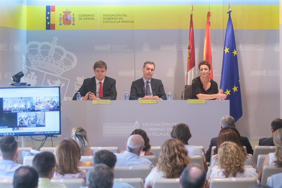 Reunión en la Delegación del Gobierno sobre las ayudas por 'Filomena'.