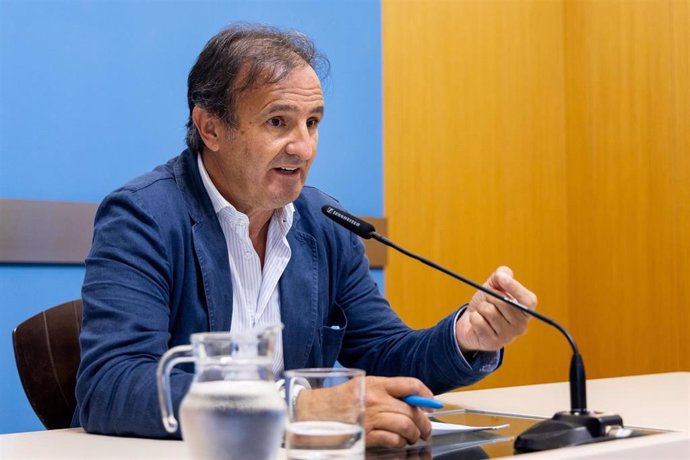 El consejero de Acción Social y Familia del Ayuntamiento de Zaragoza, Ángel Lorén,