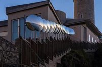 El artista SpY instala en el Faro de Cabo Mayor una obra formada por espejos