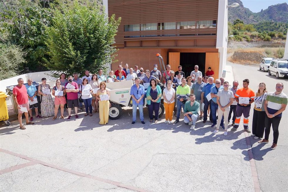 Entrega de diplomas en Urrácal (Almería)