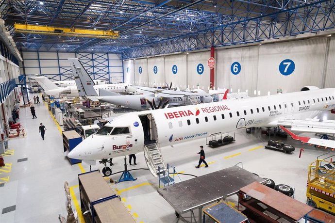 Archivo - HANGAR DE MECANICA DE AVIONES DE AIRNOSTRUM EN EL AEROPUERTO DE VALENCIA.