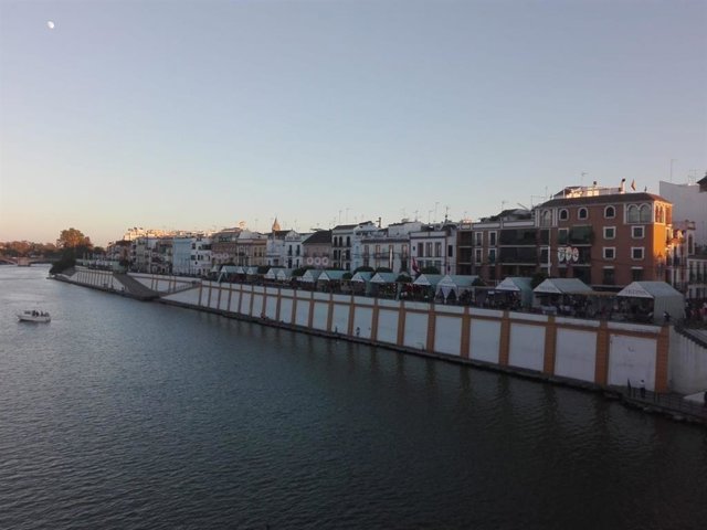 Archivo - Velá de Santa Ana