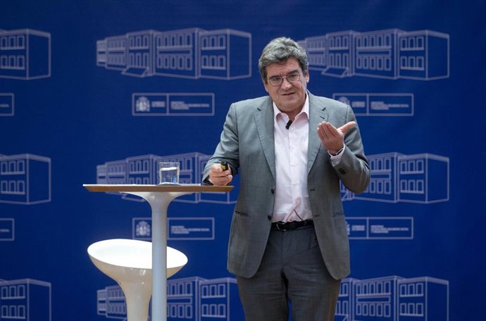 El ministro de Inclusión, Seguridad Social y Migraciones, José Luis Escrivá, presenta los datos del avance quincenal de afiliación a la Seguridad Social, en la sede del Ministerio, a 20 de julio de 2022, en Madrid (España).  