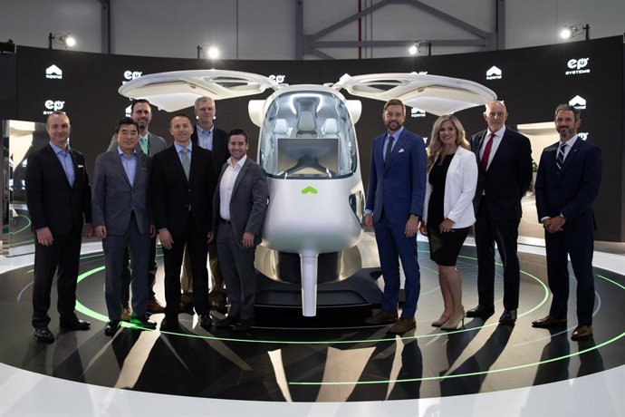 Supernal and EP Systems Teams at Farnborough International Airshow 2022