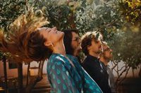 La banda Ockami y la cantautora Lou Cornago, mañana viernes en el festival musical 'Desenchufados 2022'