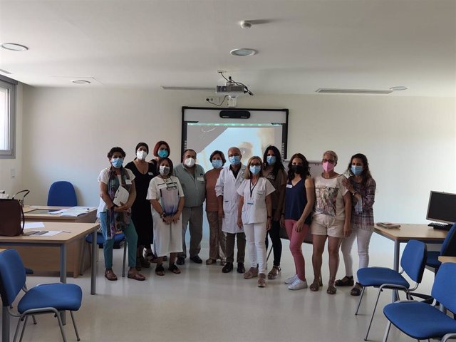 Escuela de Pacientes de Cáncer de Mama en el Hospital de Jerez.