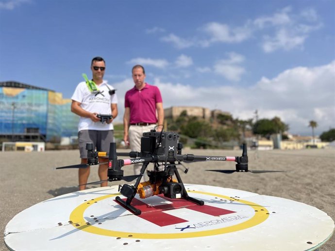 Uno de los drones que utilizan en las playas de Fuengirola para reforzar la seguridad de bañistas y embarcaciones y en coordinación con los servicios de Salvamento, Socorrismo y Policía Local.