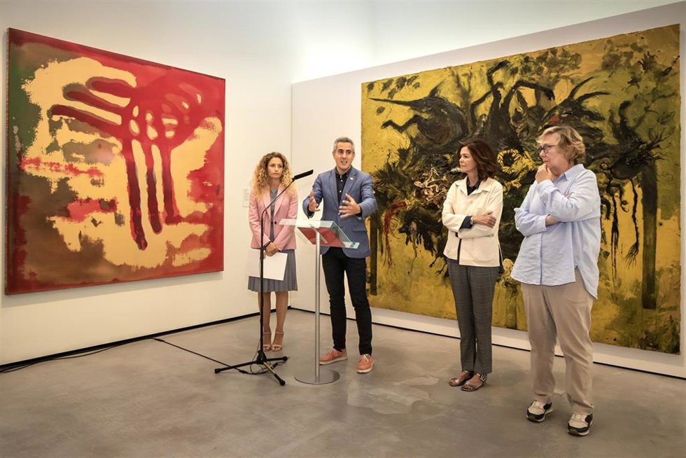 Acto de balance del primer año de actividad de la Fundación ENAIRE en las Naves de Gamazo. De izda a derecha, Ainoa Quiñones; Pablo Zuloaga; Beatriz Montero, y Gema Agudo