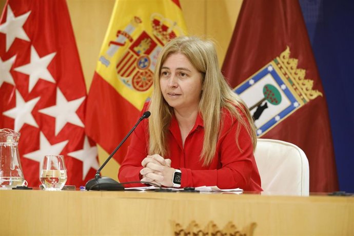 Archivo - La portavoz del Gobierno municipal, Inmaculada Sanz, en la rueda de prensa.