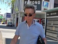 José Ortega Cano planta cara a la prensa y saca su faceta de... ¿periodista?